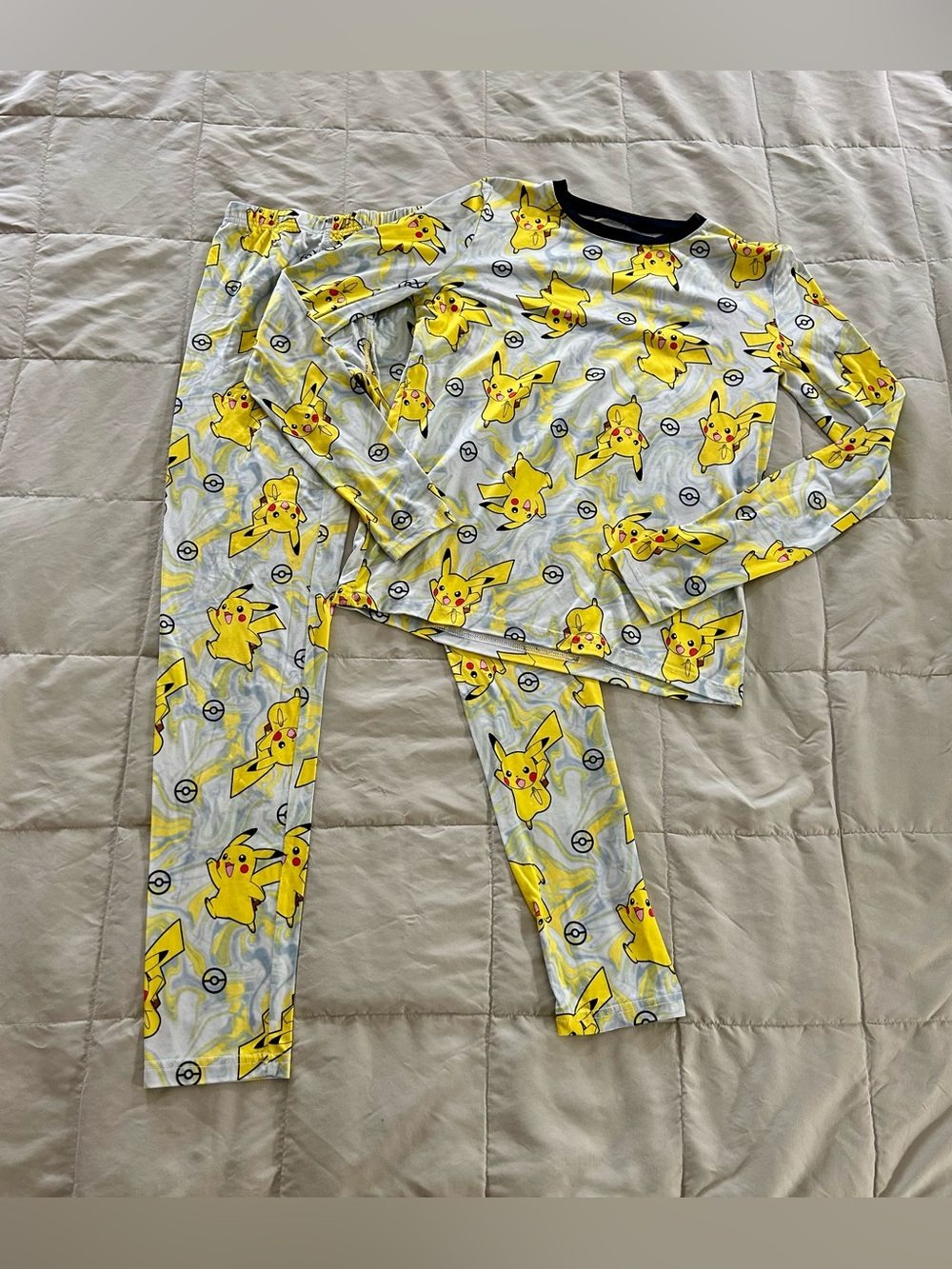 Cuddl Duds Pokemon Pikachu Kids Pajama Set - Long Sleeve Top & Pants, Size Large